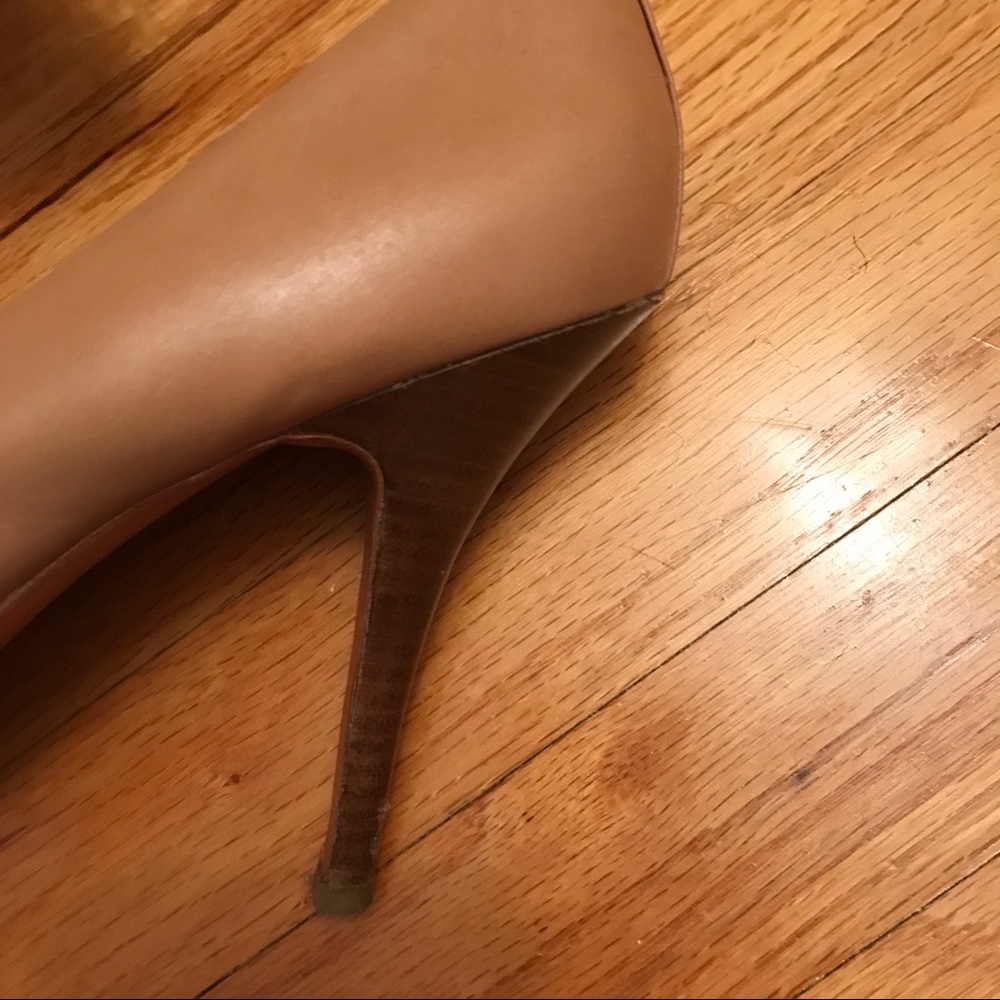 ❤️COACH: Classic Nude Pumps - Picture 14 of 15